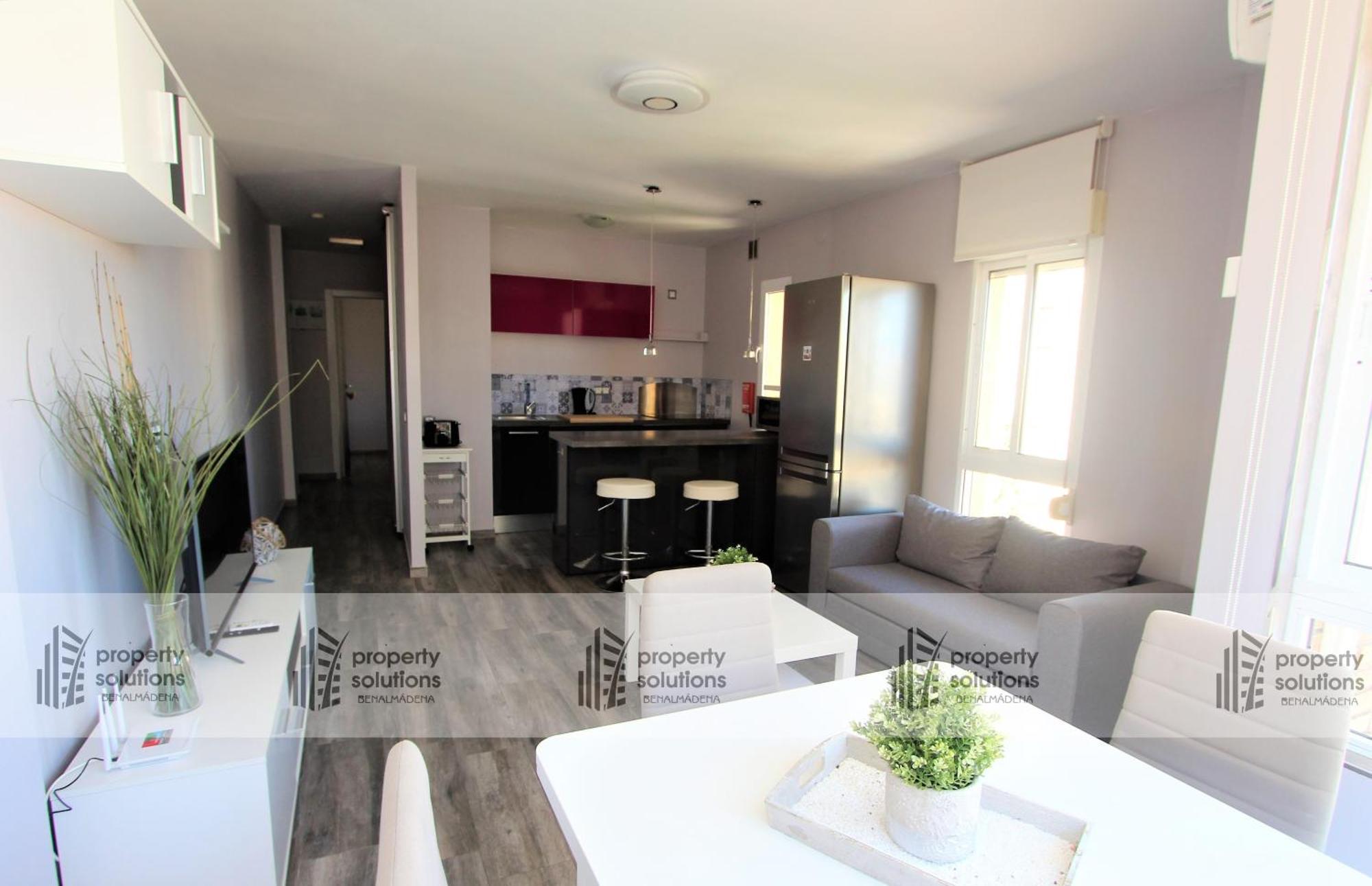645 Aguila - Vista Al Mar - Cerca De Tren, Restaurantes, Tiendas - Playa A 10 Min Caminando Apartment Benalmádena